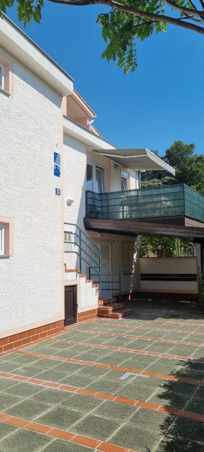 Apartmani Karla Baska  Bagian luar foto