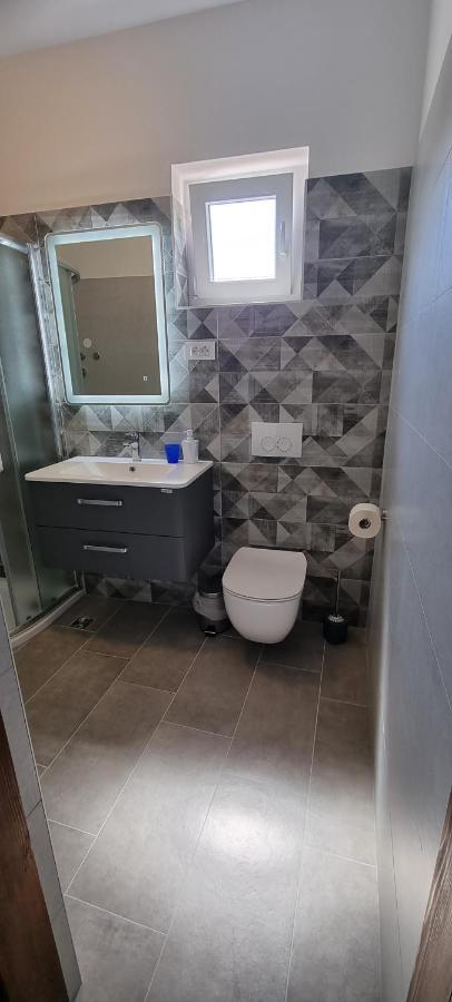 Apartmani Karla Baska  Bagian luar foto