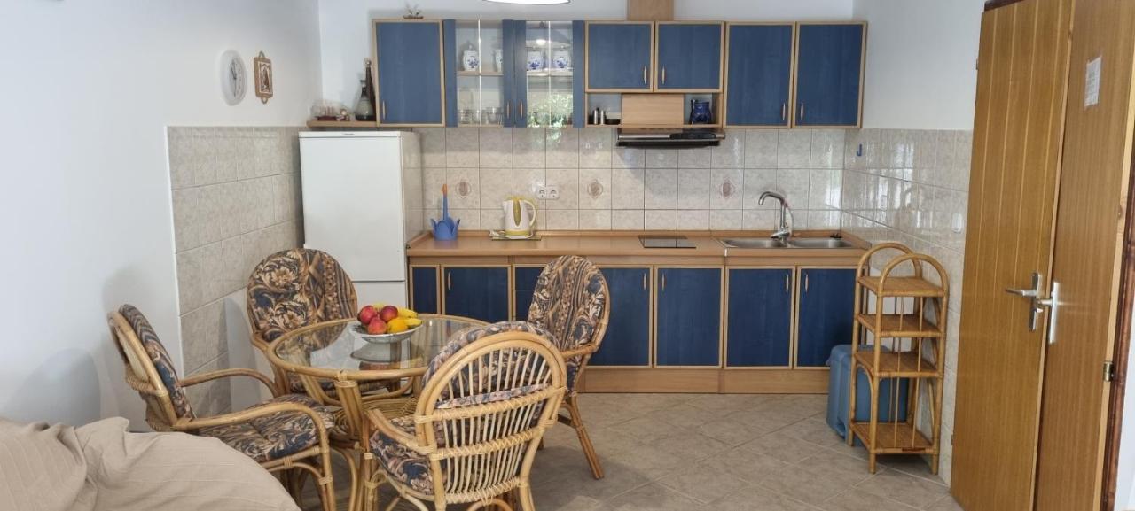 Apartmani Karla Baska  Bagian luar foto